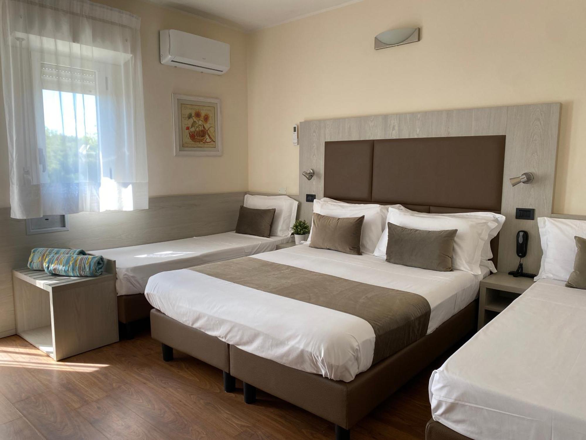 Golf Hotel Riccione Exterior photo